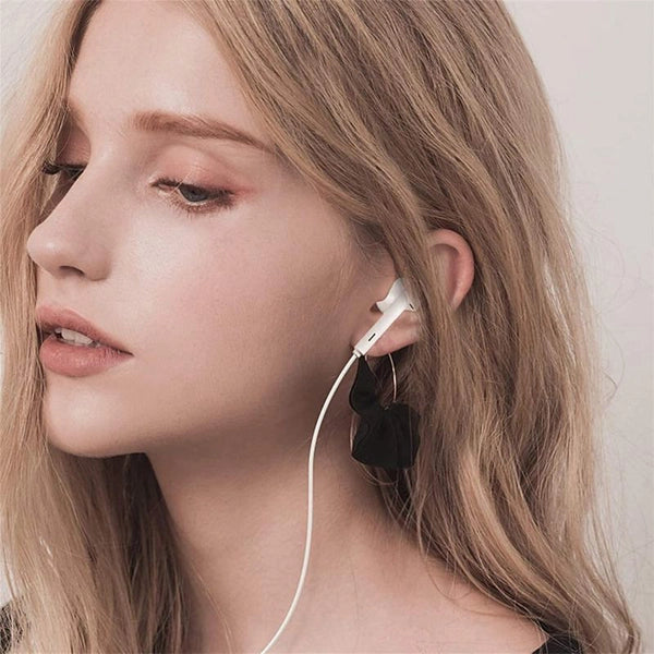 Wired In-Ear Earphone With Lightning Connector Port