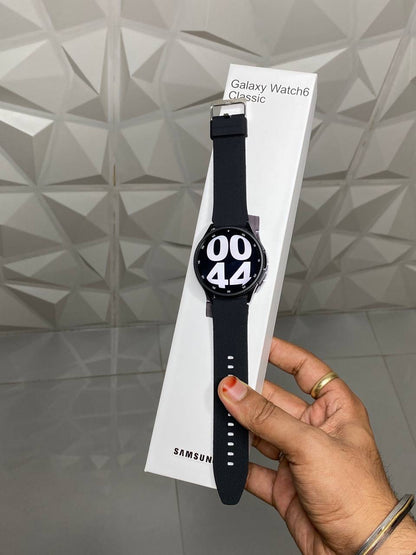 GALAXY WATCH 6 CLASSIC WITH DUAL BUTTONS & SAMSUNG PRINT* {1:1 ORIGINAL BOX PACKING}