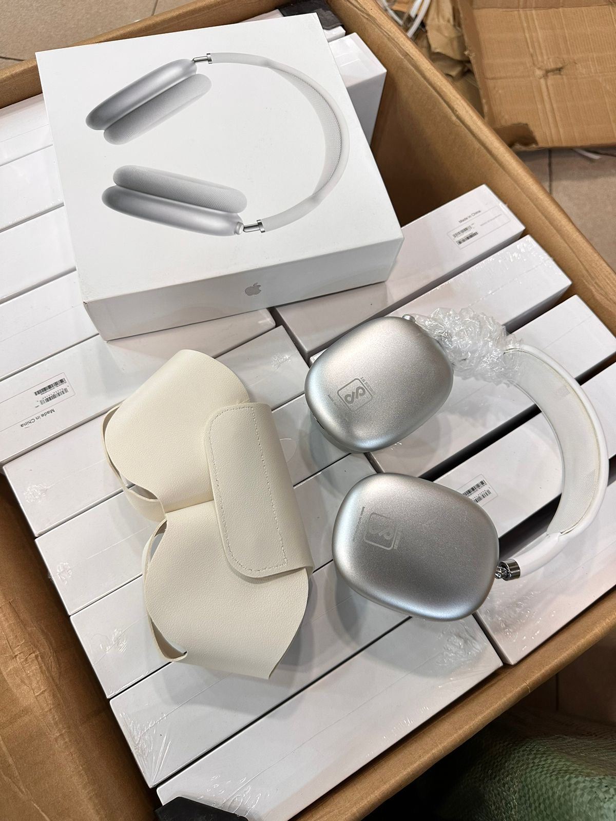 AIRPODZ MAX - NEXT TO OG QUALITY (With ANC Feature & Magnetic Cushions) 2024 Dubai Edition ✅