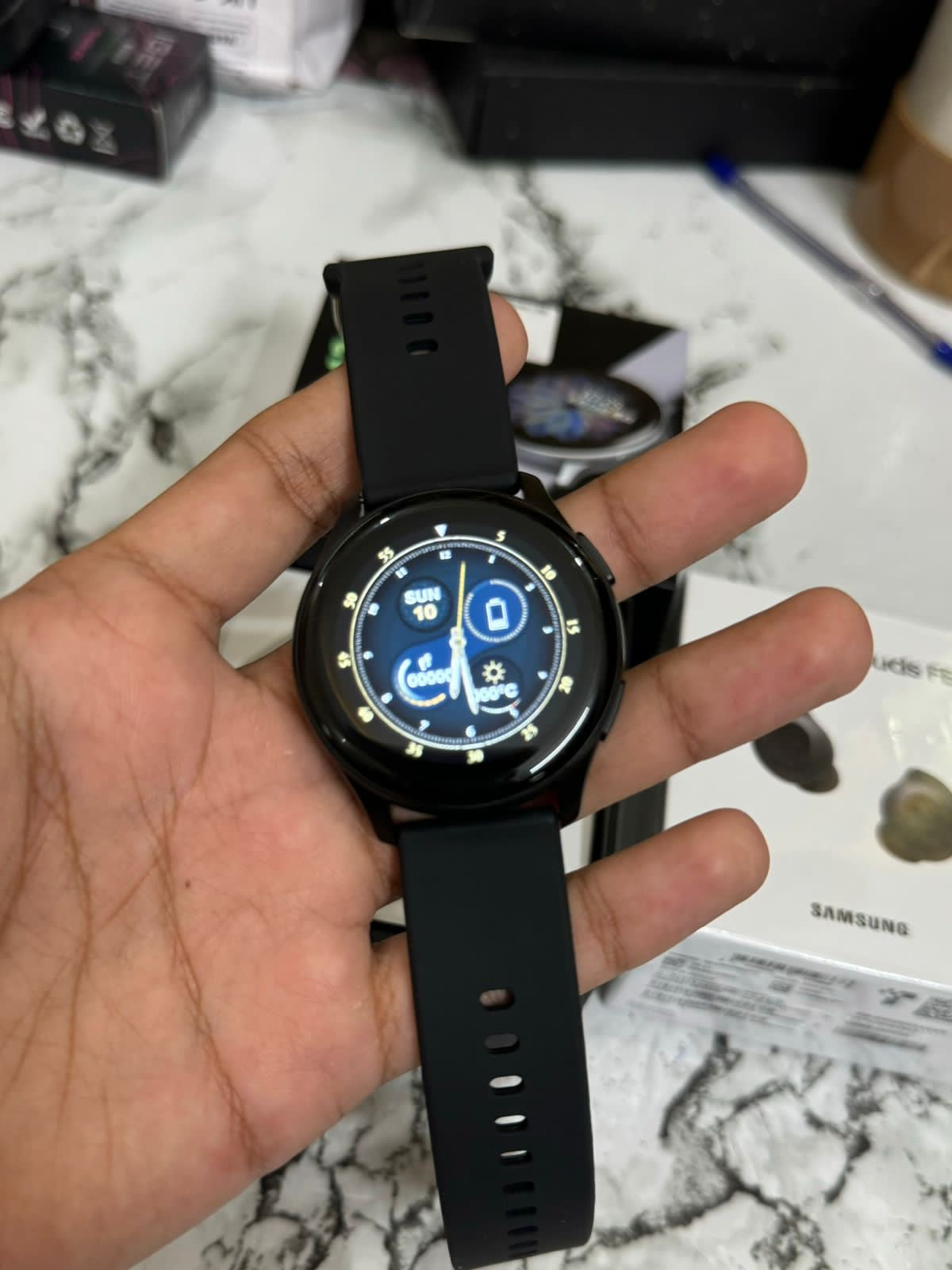 SAMSUNG GALAXY ACTIVE 2 SMARTWATCH - FIRST TIME IN INDIA WITH AMOLED DISPLAY 💯