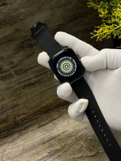 Series 9 Smartwatch 2024 Edition (Availability May Vary)